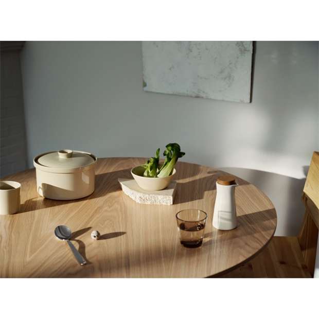 Teema Schaal met deksel 2,3L linnen - Iittala - Kaj Franck - Home - Furniture by Designcollectors