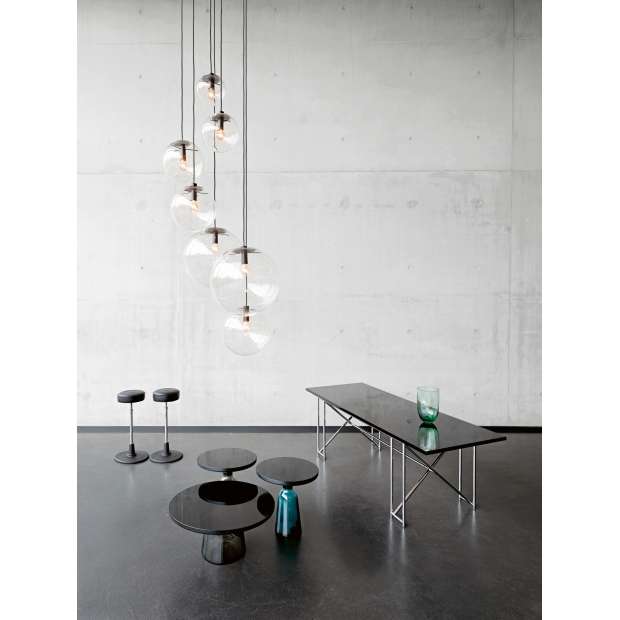 Bell Side Table - Montana Blue, Glasstop black - Classicon - Sebastian Herkner - Lage tafels en bijzettafels - Furniture by Designcollectors