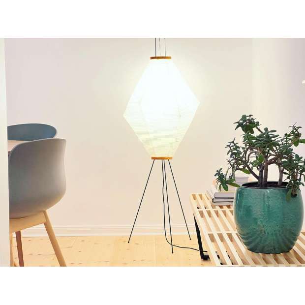 Akari 13A Lampadaire - Vitra - Isamu Noguchi - Éclairage - Furniture by Designcollectors