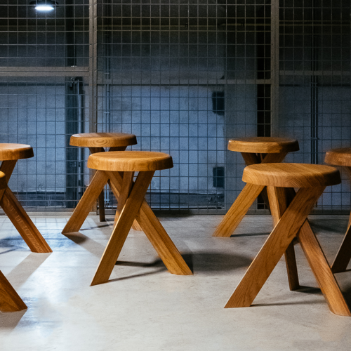 S31A Stool, low seat - Furniture by Designcollectors
