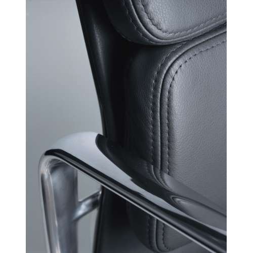 Soft Pad Chair EA 219 - Leather - Chrome - Nero - Vitra - Charles & Ray Eames - Home - Furniture by Designcollectors