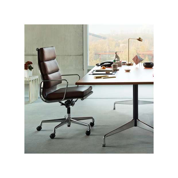 Soft Pad Chair EA 219 - Leather chocolate/brown - Vitra - Charles & Ray Eames - Home - Furniture by Designcollectors