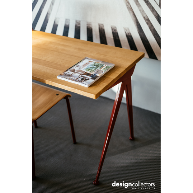 Compas Direction Bureau - Natural oak- Japanese red - Vitra - Jean Prouvé - Accueil - Furniture by Designcollectors