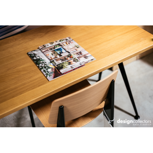 Compas Direction Desk - Natural oak - Deep black - Vitra - Jean Prouvé - Home - Furniture by Designcollectors