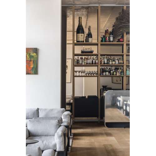 Bastiano Sofa, driezit, ebonize ash, Tosca (250 cm) - Knoll - Tobia Scarpa - Sofa’s en slaapbanken - Furniture by Designcollectors