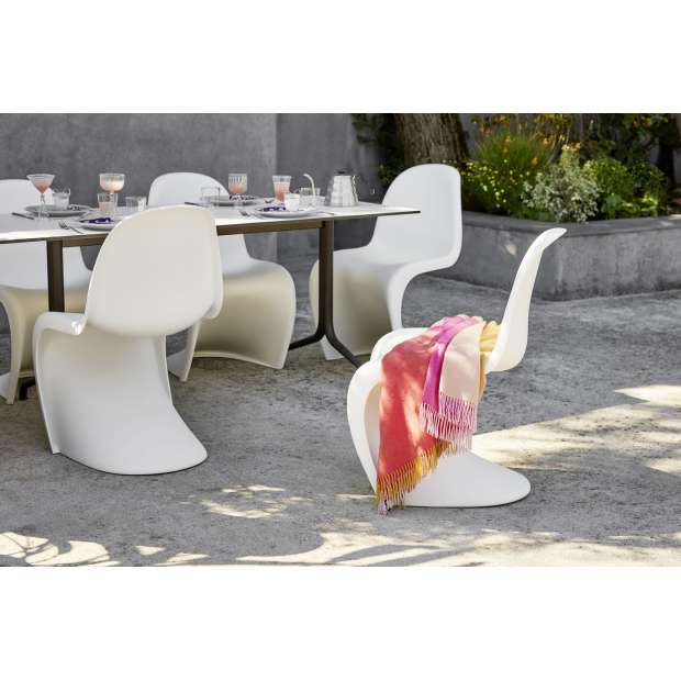 Panton Chair (nieuwe hoogte) - Wit - Vitra - Verner Panton - Stoelen - Furniture by Designcollectors