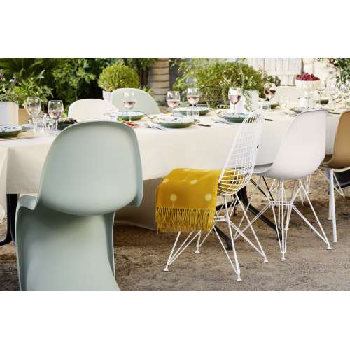 Panton Chair (new height) - Soft Mint - Vitra - Verner Panton - Stoelen - Furniture by Designcollectors