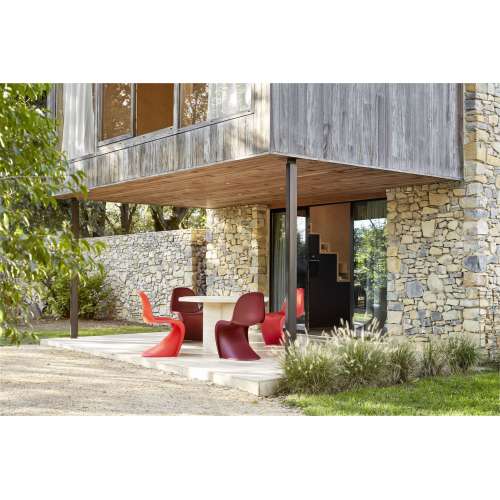 Panton Chair (new height) - Bordeaux - Vitra - Verner Panton - Stoelen - Furniture by Designcollectors