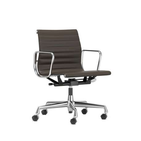 Aluminium Chair EA 117 Stoel - Leather - Chocoladebruin - Vitra - Charles & Ray Eames - Furniture by Designcollectors