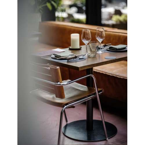 Chair TBA Chrome - Cognac - Be.Classics - Christophe Gevers - Zitbanken en krukjes - Furniture by Designcollectors