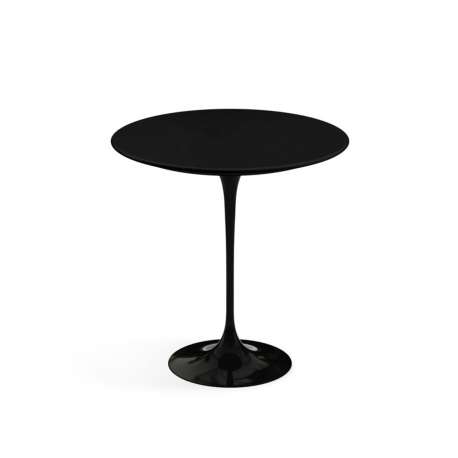 Saarinen Low Round Tulip Table, black base, black laminate top (H51, D51) - Knoll - Furniture by Designcollectors