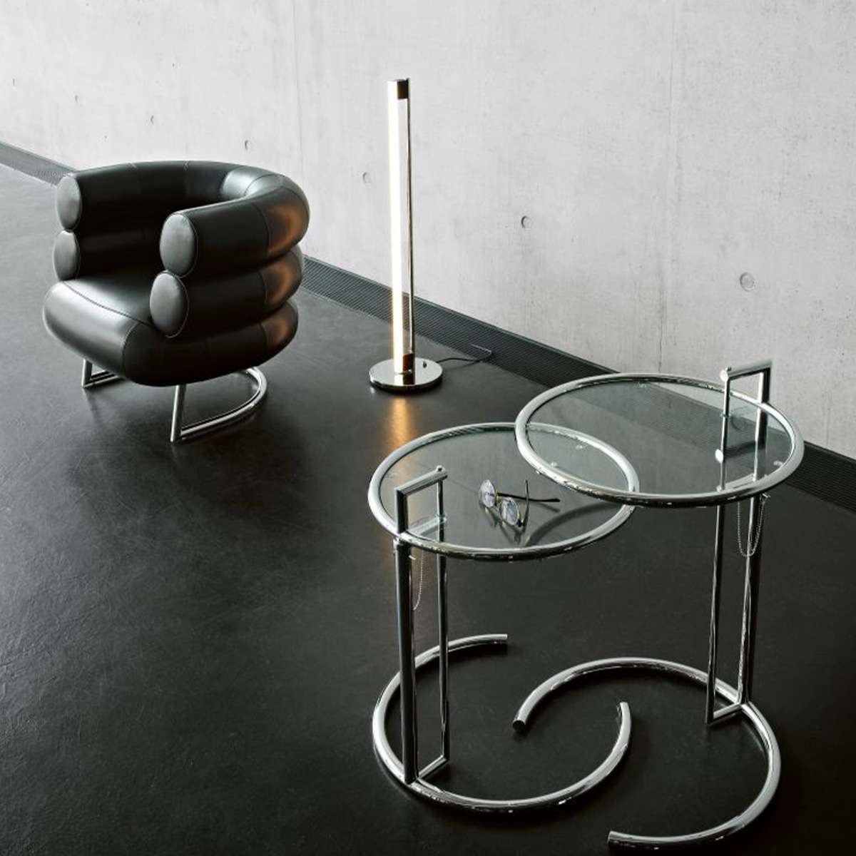 Adjustable Table E1027 Classicon by Eileen Gray, 1927 - The biggest ...