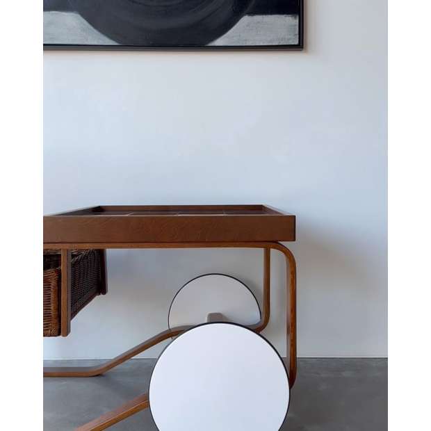 900 Tea Trolley Black - Walnut Frame - Special Edition - Artek - Alvar Aalto - Sculptural Objects - Furniture by Designcollectors