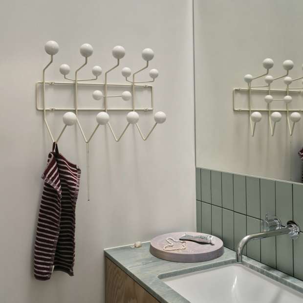 Hang it all Porte-manteau : Blanc Chaud - Vitra - Charles & Ray Eames - Accueil - Furniture by Designcollectors