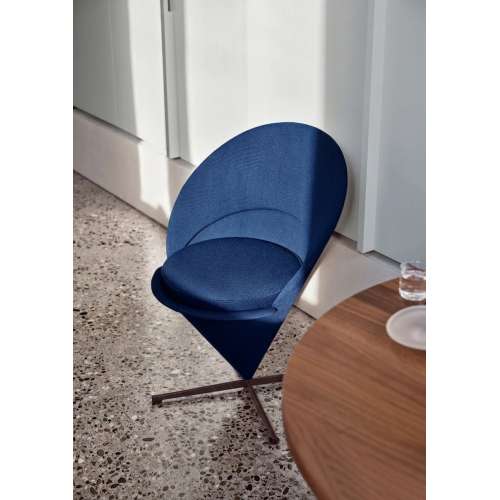 Cone Chair - Hola - Dark Blue - Vitra - Verner Panton - Chaises - Furniture by Designcollectors