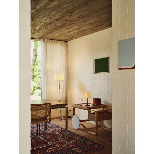 Básica Mínima Batería, Stitched beige parchment - Santa & Cole - Santa & Cole Team - Table Lamps - Furniture by Designcollectors
