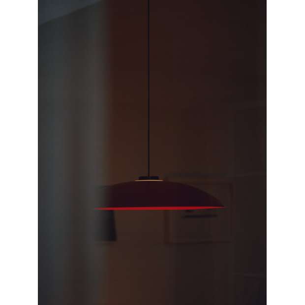 HeadHat Plate M - Hermatite Red - Santa & Cole - Santa & Cole Team - Plafonniers - Furniture by Designcollectors