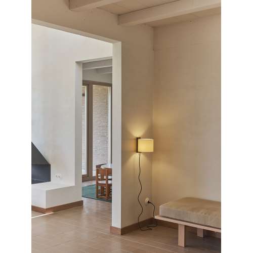 TMM Corto Wall Light, With plug, White - Santa & Cole - Miguel Milá - Wandlampen - Furniture by Designcollectors