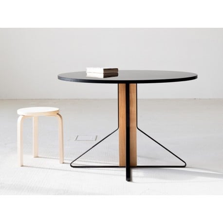 REB 004 Kaari large round table - artek - Ronan and Erwan Bouroullec - Tables - Furniture by Designcollectors