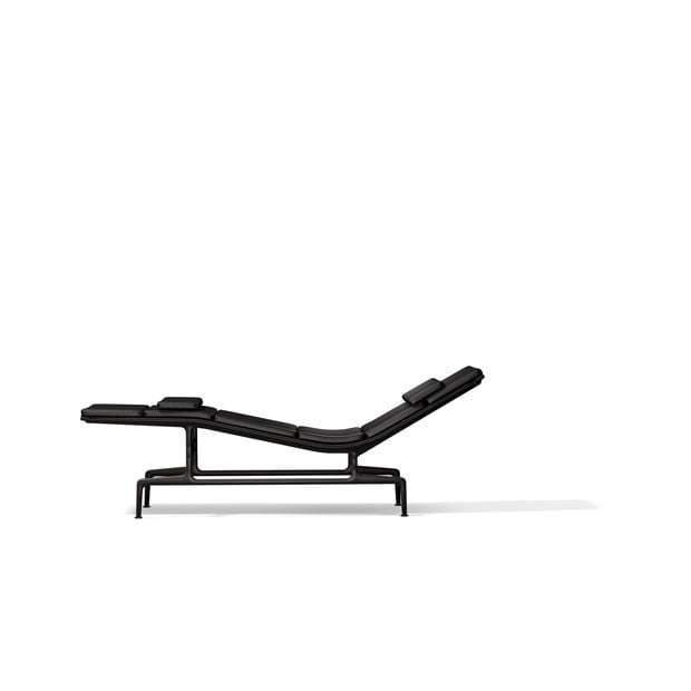 Soft Pad Chaise ES 106 - Vitra - Charles & Ray Eames - Sofa’s en slaapbanken - Furniture by Designcollectors