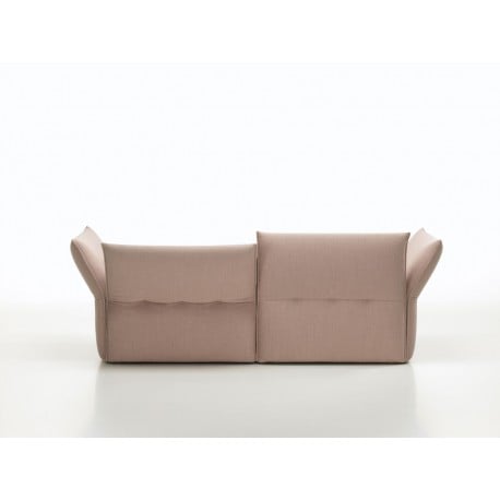 Mariposa Three-Seater - vitra - Edward Barber & Jay Osgerby - Sofas - Furniture by Designcollectors
